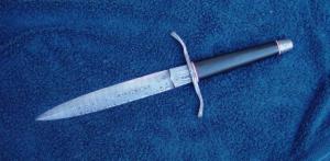 Chuck Robinson's ladder pattern Damascus dagger with ebony handle