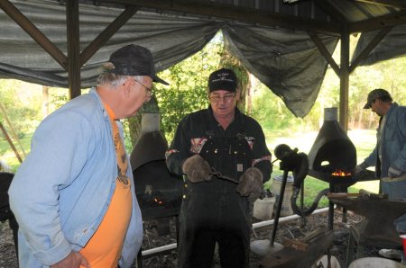 Allen watching Wayne