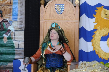 The Queen observes the Melay